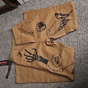 NWT Romwe Witchy printed jeans